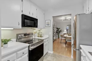 Photo #3: ML82006982 Listing