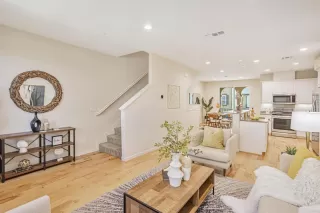 Photo #3: ML82006994 Listing