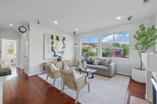 Photo #4: ML82006996 Listing 