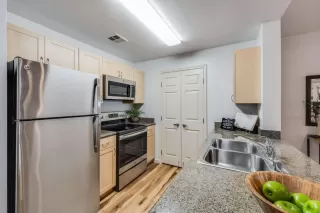 Photo #5: ML82006997 Listing