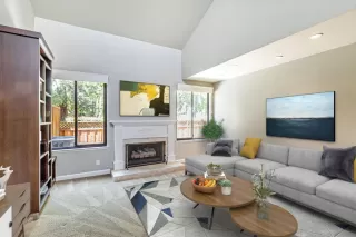 Photo #5: ML82007001 Listing 