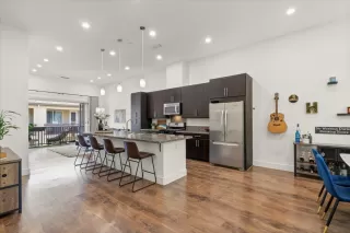 More Details about MLS # ML82007004 : 2415 STEARMAN CT 5