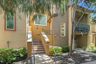 Photo #2: ML82007004 Listing 