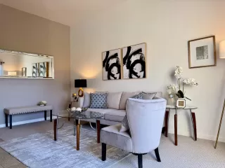 Photo #2: ML82007018 Listing 