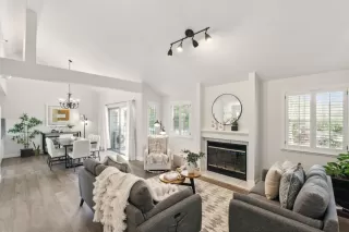 Photo #1: ML82007042 Listing