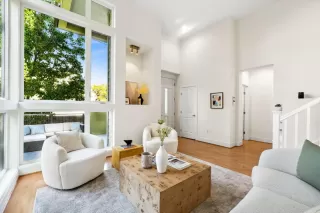 Photo #5: ML82007132 Listing 