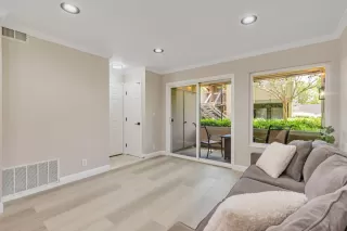 Photo #5: ML82007210 Listing