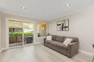 Photo #6: ML82007210 Listing