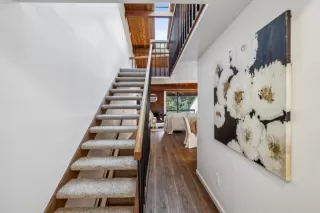 Photo #4: ML82007234 Listing 