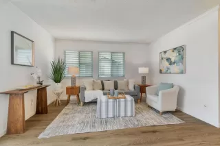 Photo #6: ML82007284 Listing 