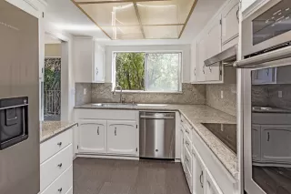 Photo #6: ML82007408 Listing 