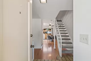 Photo #5: ML82007479 Listing