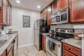 Photo #6: ML82007481 Listing 