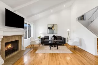 Photo #4: ML82007490 Listing