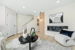 Photo #5: ML82007602 Listing 