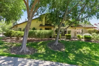 Photo #2: ML82007622 Listing