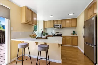 Photo #4: ML82007633 Listing