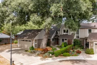 Photo #1: ML82007659 Listing