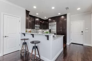 Photo #6: ML82007673 Listing