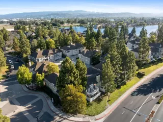 Photo #2: ML82007696 Listing 