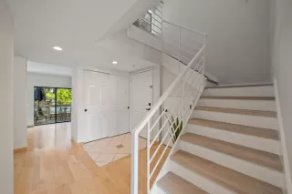 Photo #2: ML82007743 Listing 