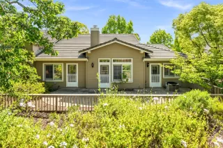 Photo #4: ML82007911 Listing