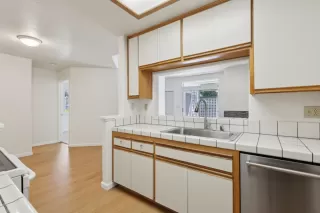 Photo #6: ML82007969 Listing 