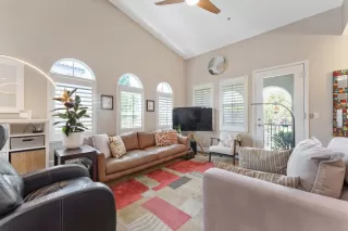 Photo #4: ML82007971 Listing 