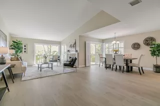 Photo #4: ML82008005 Listing