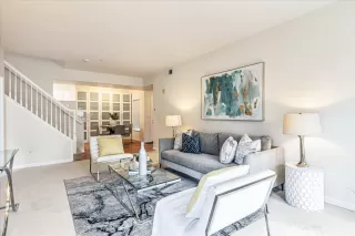 Photo #4: ML82008225 Listing