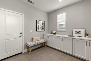 Photo #4: ML82008240 Listing