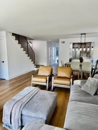 Browse active condo listings in WOODLAKE