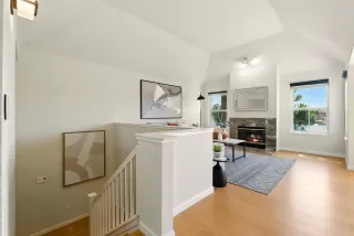 Photo #4: ML82008348 Listing