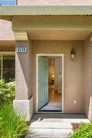 Photo #2: ML82008359 Listing