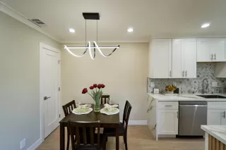 Photo #3: ML82008386 Listing