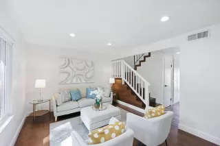 Photo #4: ML82008397 Listing 