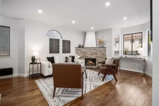 Photo #6: ML82008410 Listing 