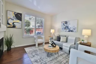 Photo #4: ML82008413 Listing