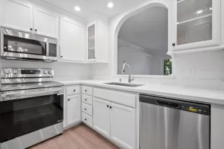 Photo #1: ML82008445 Listing 