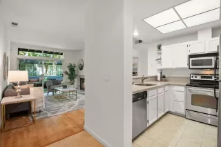 Photo #4: ML82008560 Listing 