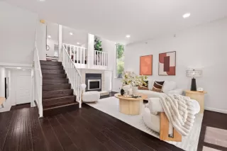 Photo #6: ML82008597 Listing