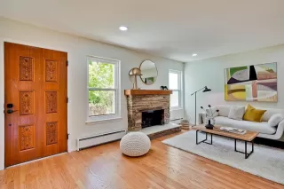 Photo #6: ML82008632 Listing