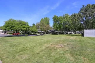 Photo #4: ML82008646 Listing