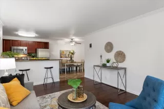 Photo #4: ML82008664 Listing