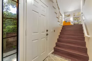 Photo #5: ML82008692 Listing