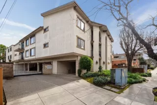 Photo #4: ML82008733 Listing