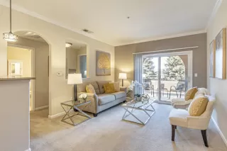 Photo #5: ML82008737 Listing 