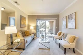 Photo #6: ML82008737 Listing 