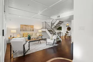 Photo #4: ML82008786 Listing 