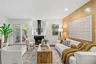 Photo #4: ML82008816 Listing 